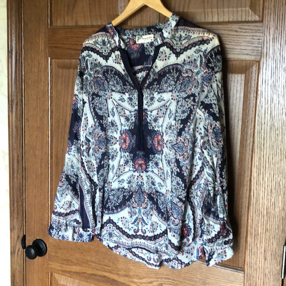 Pattered blouse